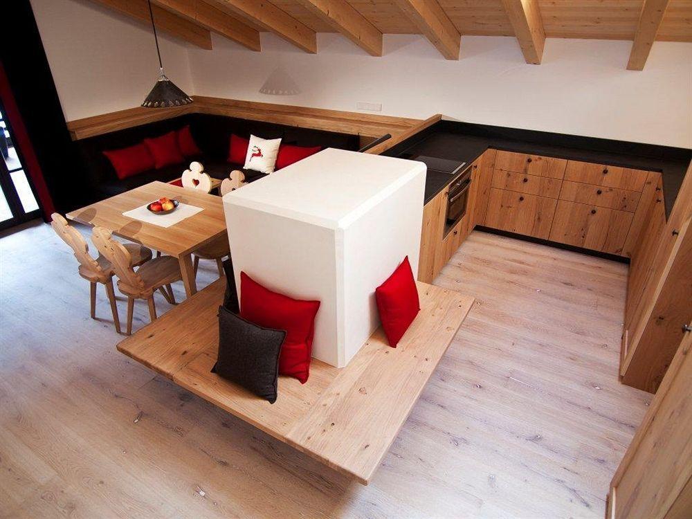 Zin Senfter Aparthotel 4*